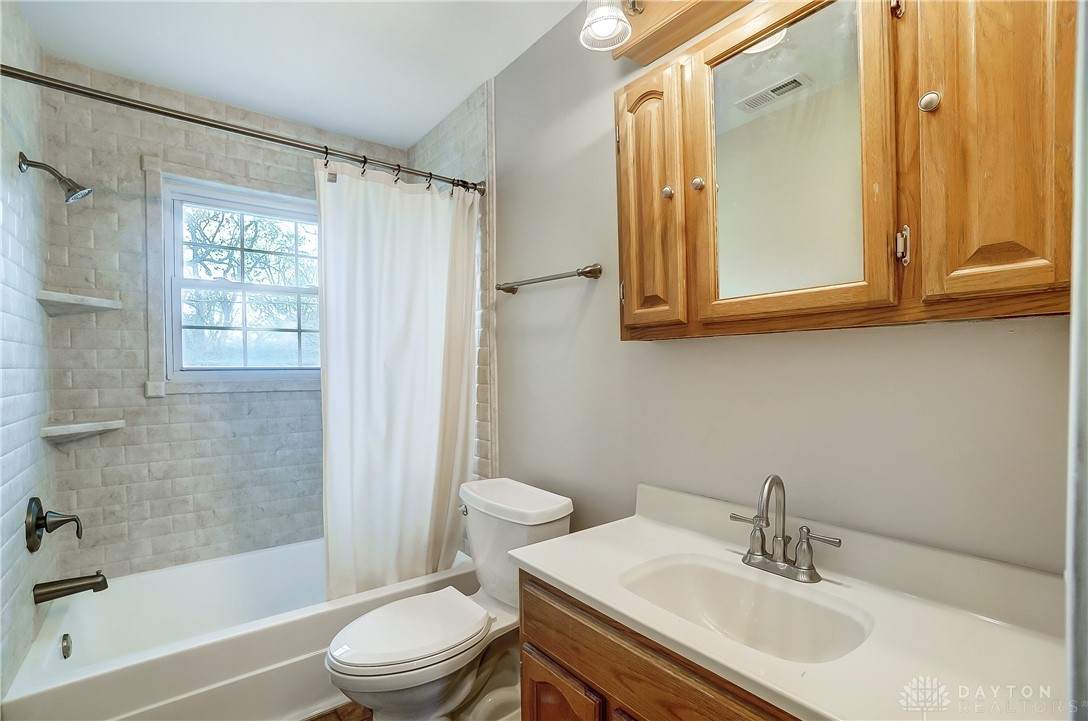 984 East Rahn Road Dayton, OH 45429 - Photo 29 of 39 Gallery Image 29