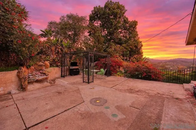 a view of a house with a mountain
