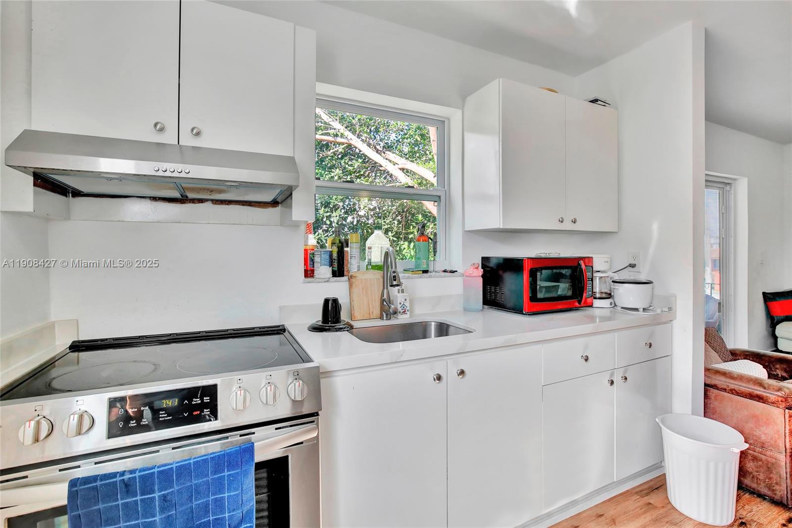 458 Southwest 9th Street, Unit 3 Miami, FL 33130 - Photo 2 of 20