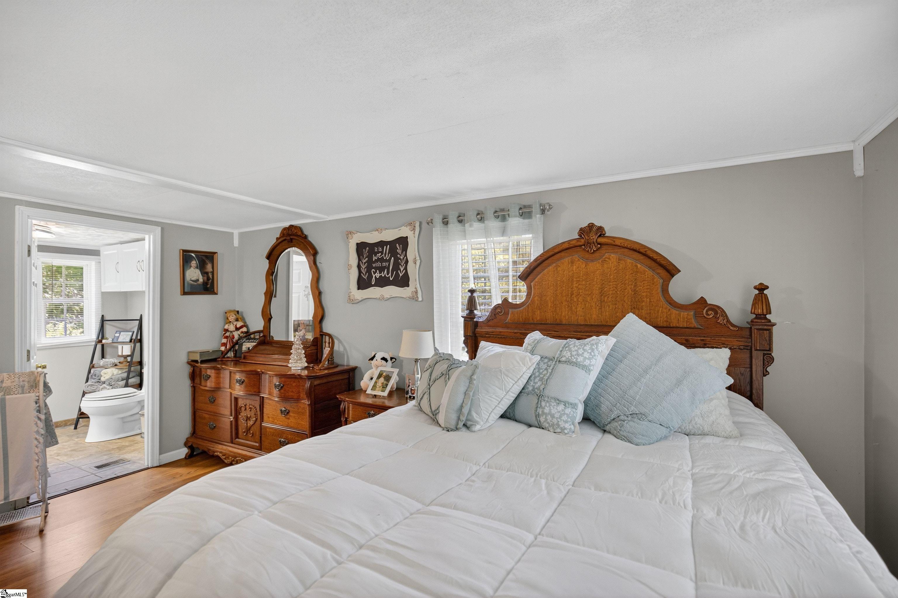 296 Henderson Church Road Gray Court, SC 29645 - Photo 13 of 36