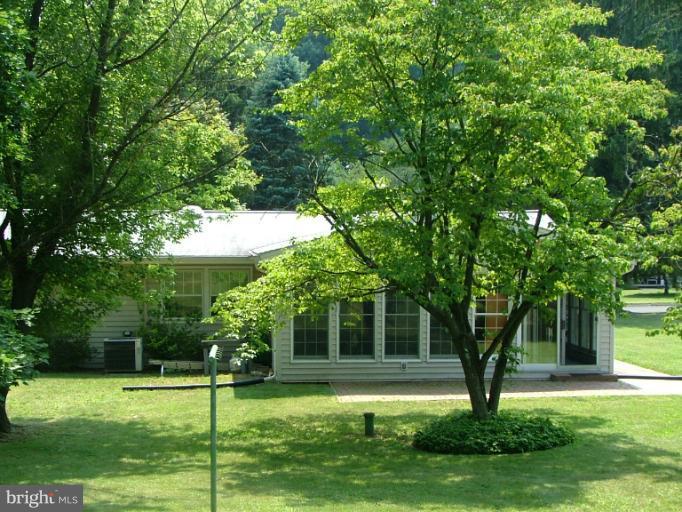 821 Petem Road Kingsville, MD 21087 - Photo 2 of 13 Exterior (Rear)