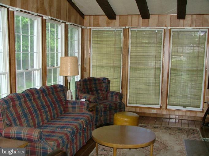 821 Petem Road Kingsville, MD 21087 - Photo 8 of 13 Interior (General)