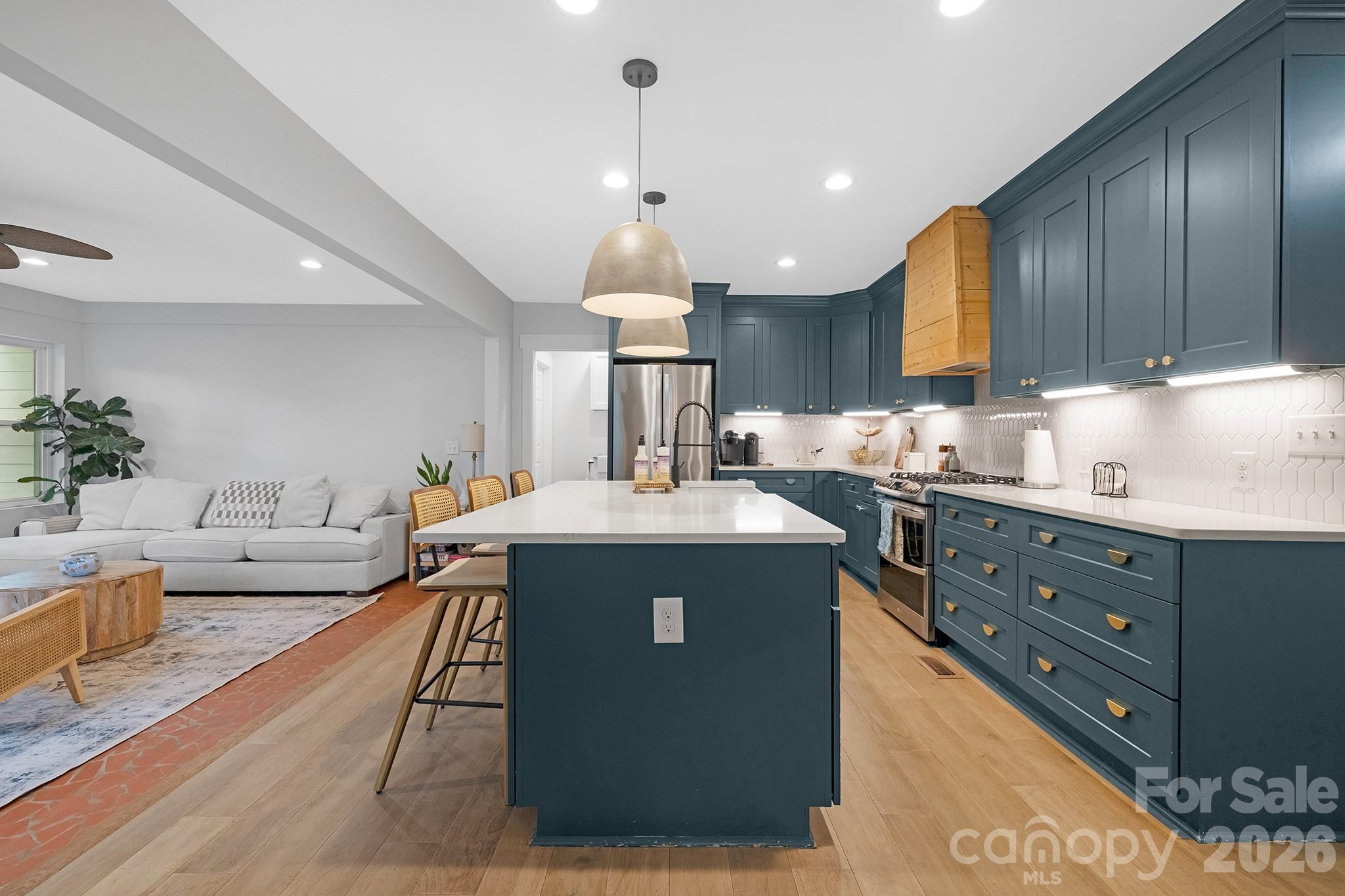6213 Sharon Road Charlotte, NC 28210 - Photo 12 of 48