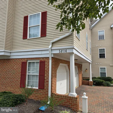 $2,000 | 5814 Wyndham Circle, Unit 301, Columbia, MD 21044