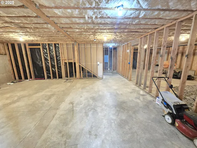 $699,900 | 1202 West Avocet Place, La Center, WA 98629