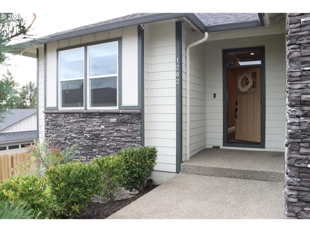 a view of front door of house