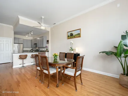 $550,000 | 2733 North Lincoln Avenue, Unit C, Chicago, IL 60614