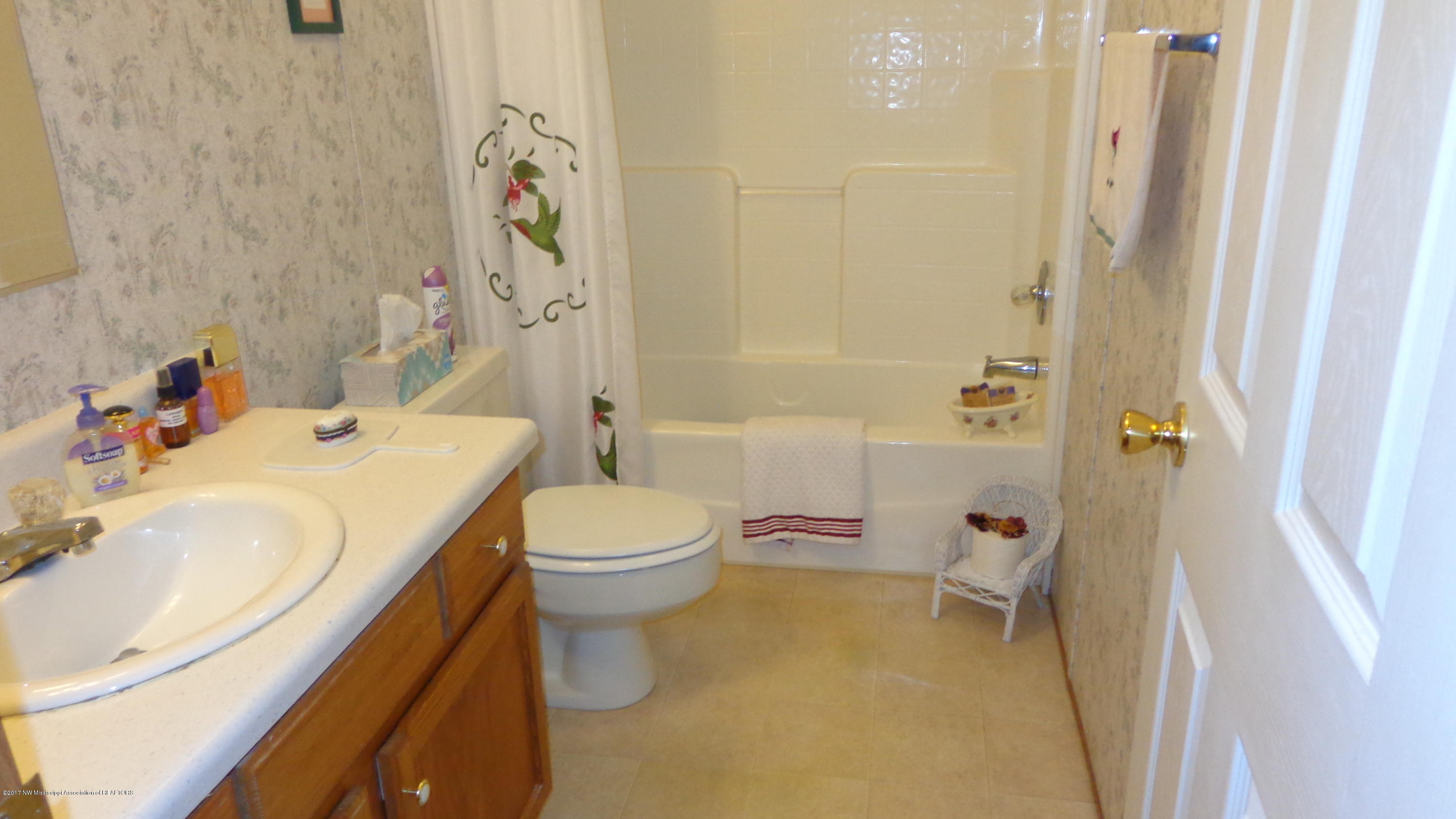 1752 David Road Coldwater, MS 38618 - Photo 18 of 32 DSC02183
