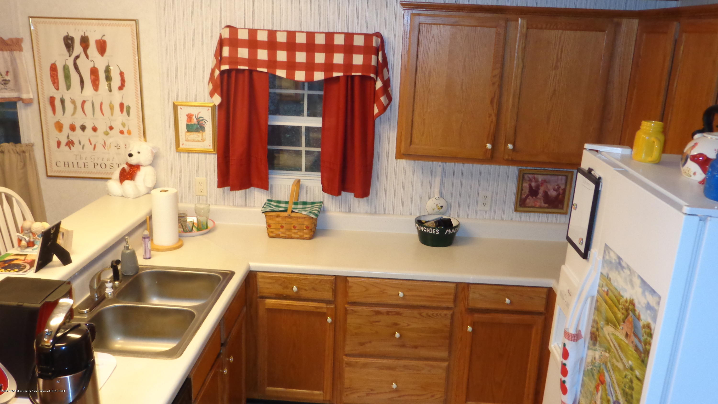 1752 David Road Coldwater, MS 38618 - Photo 6 of 32 DSC02174