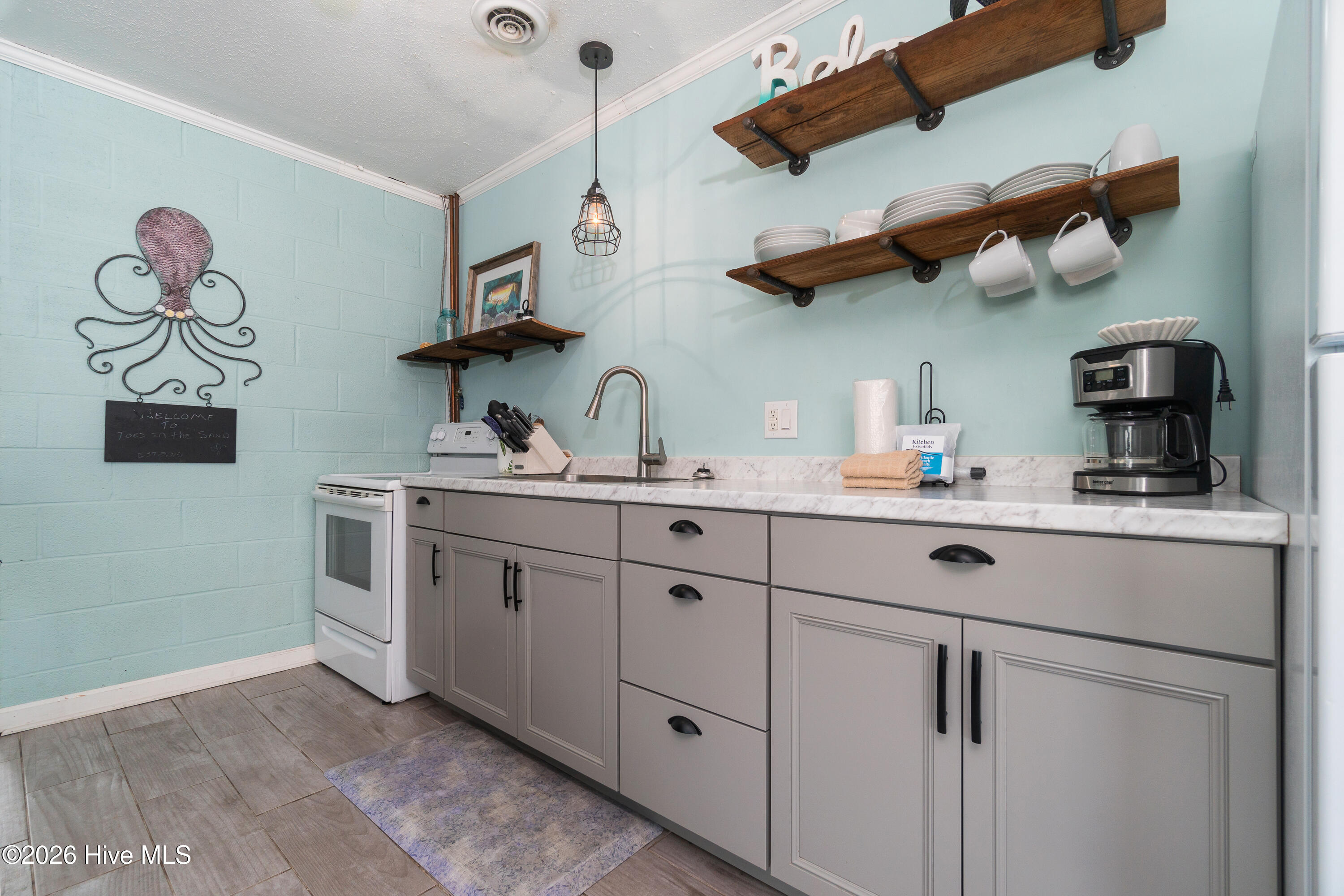 207 East Terminal Boulevard Atlantic Beach, NC 28512 - Photo 13 of 69 Kitchen View