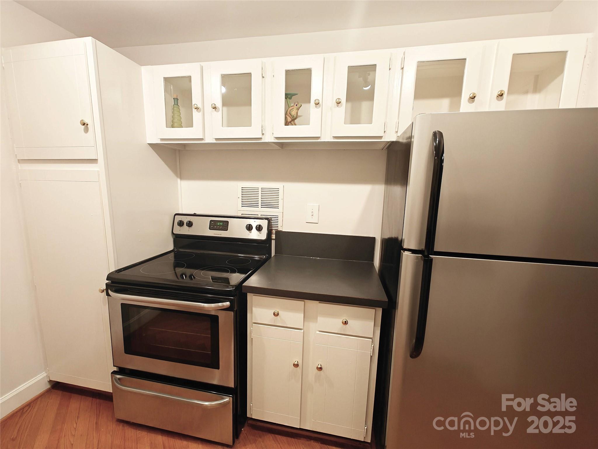 1323 Queens Road, Unit 321 Charlotte, NC 28207 - Photo 6 of 30