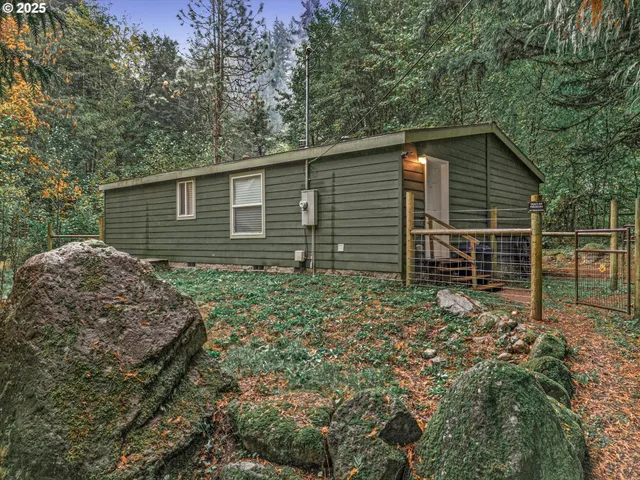 $369,000 | 71210 East Faubion Loop, Rhododendron, OR 97049