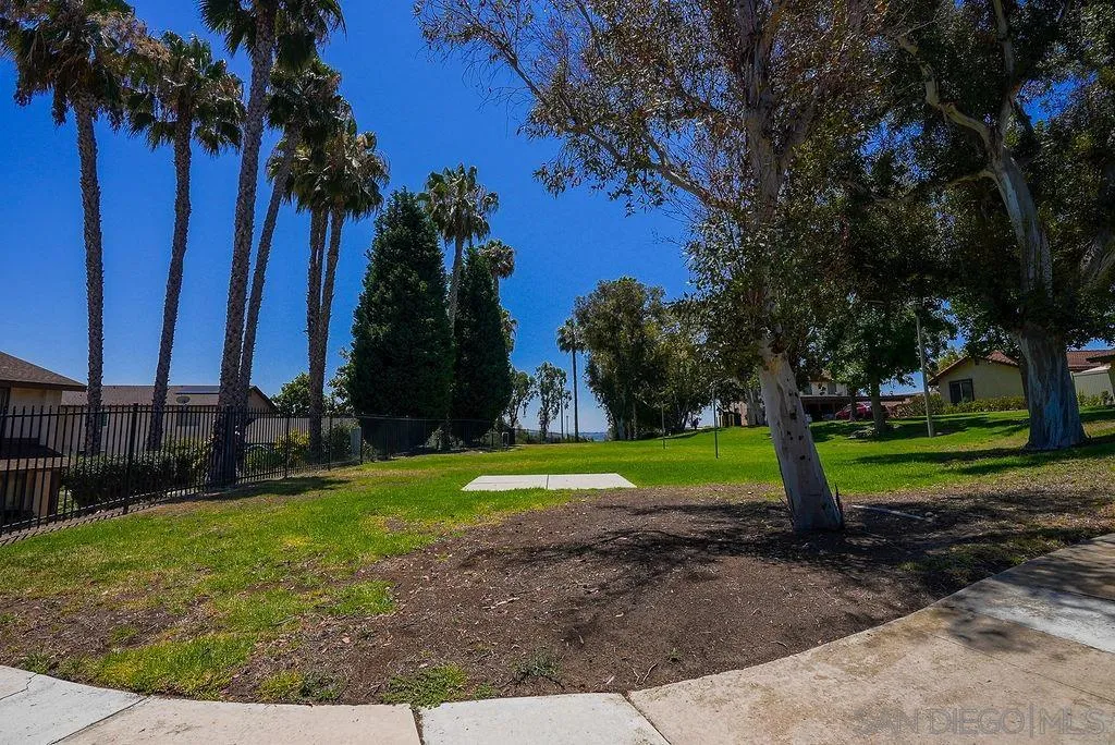 8166 Paradise Valley Court Spring Valley, CA 91977 - Photo 16 of 64