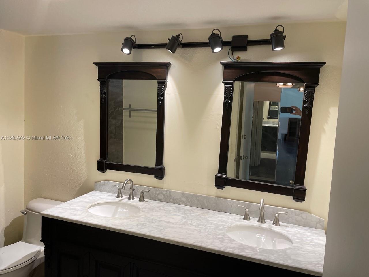 481 Ives Dairy Road, Unit 4034 Miami, FL 33179 - Photo 34 of 38 Gallery Image 34