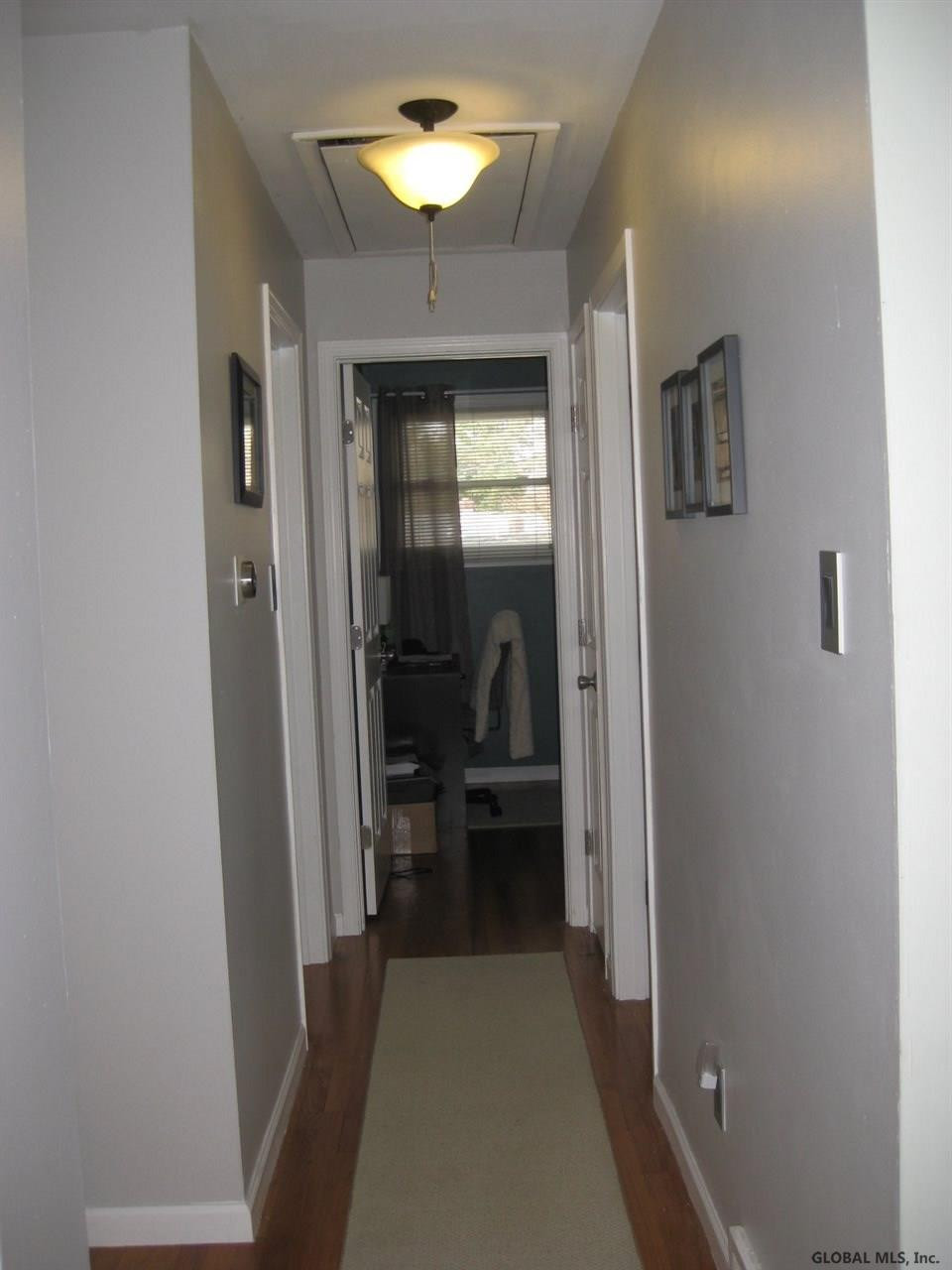 52 Russell Road Albany, NY 12203 - Photo 23 of 59 Photo 24