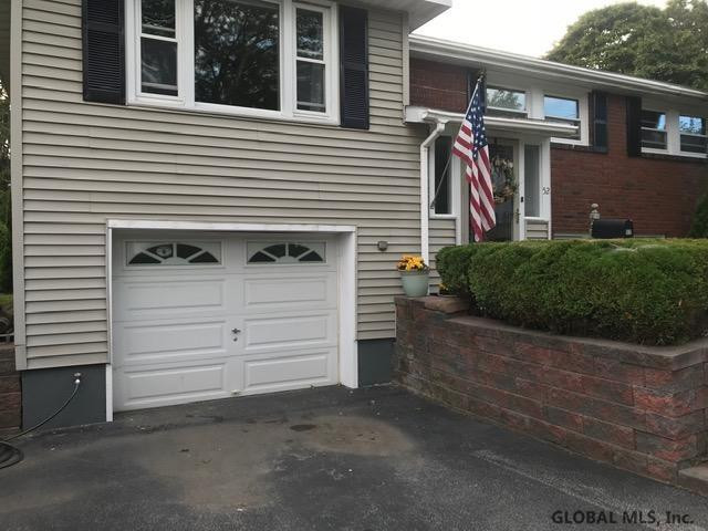 52 Russell Road Albany, NY 12203 - Photo 4 of 59 Photo 4