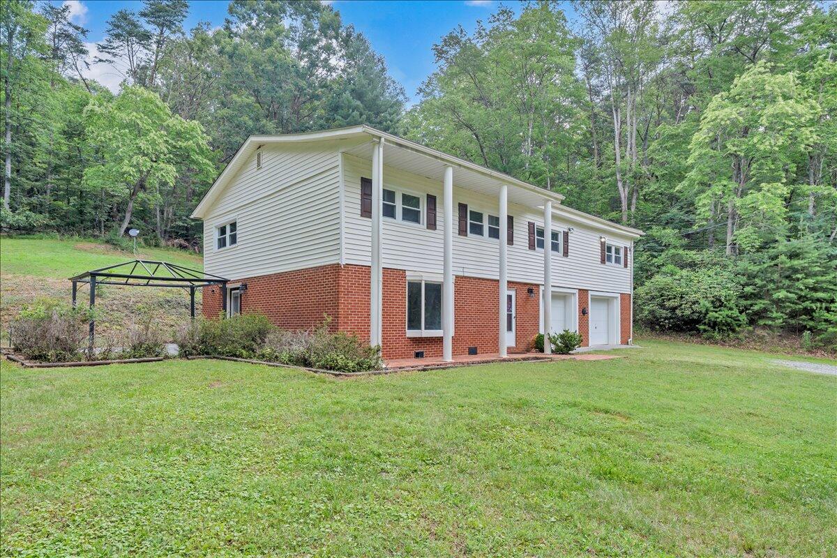 2840 Sha-Al Road Roanoke, VA 24014 - Photo 50 of 57 50-MIB00506