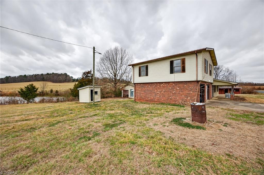 6227 Gravel Hill Road Denton, NC 27239 - Photo 28 of 35