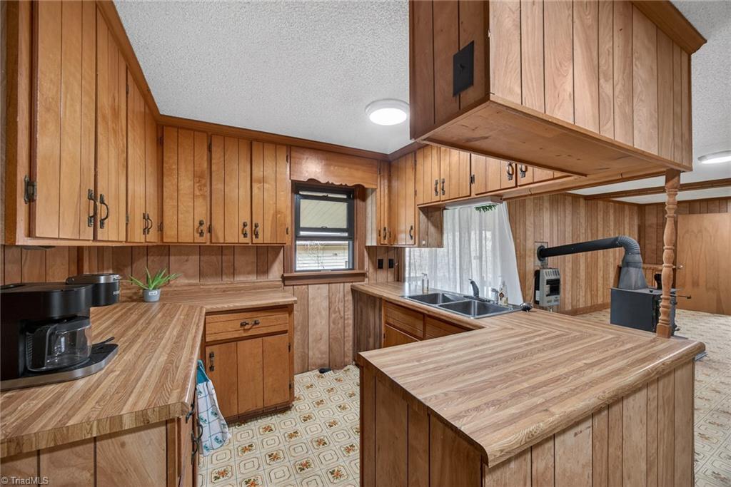 6227 Gravel Hill Road Denton, NC 27239 - Photo 7 of 35