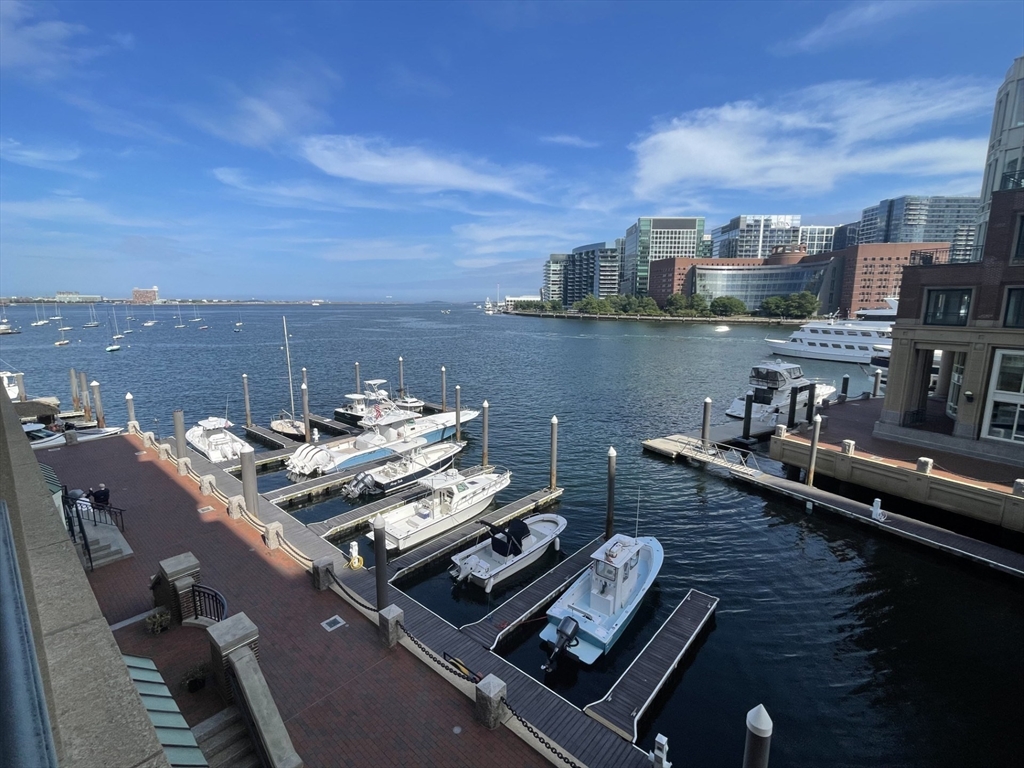 20 Rowes Wharf, Unit 308 Boston, MA 02110 - Photo 3 of 19