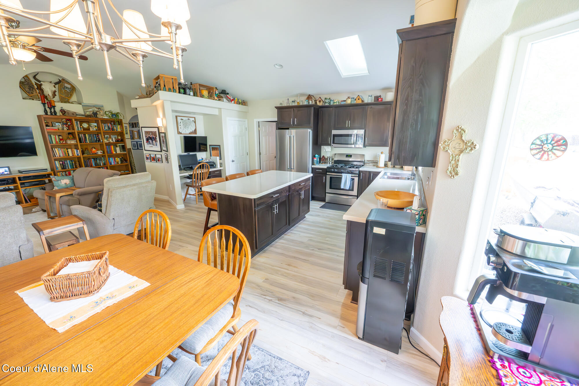 1506 South Riverside Harbor Drive Post Falls, ID 83854 - Photo 34 of 75 DiningRm_03_2000