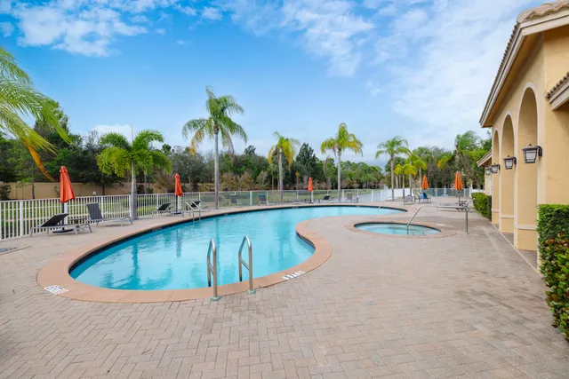 $425,000 | 5809 Monterra Club Drive, Lake Worth, FL 33463