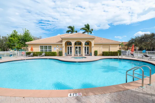 $425,000 | 5809 Monterra Club Drive, Lake Worth, FL 33463