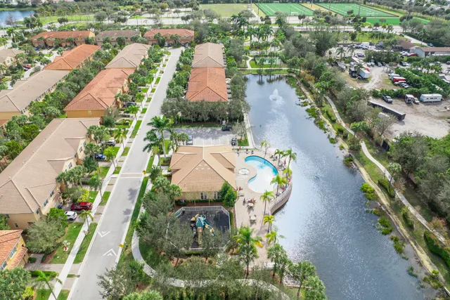 $425,000 | 5809 Monterra Club Drive, Lake Worth, FL 33463