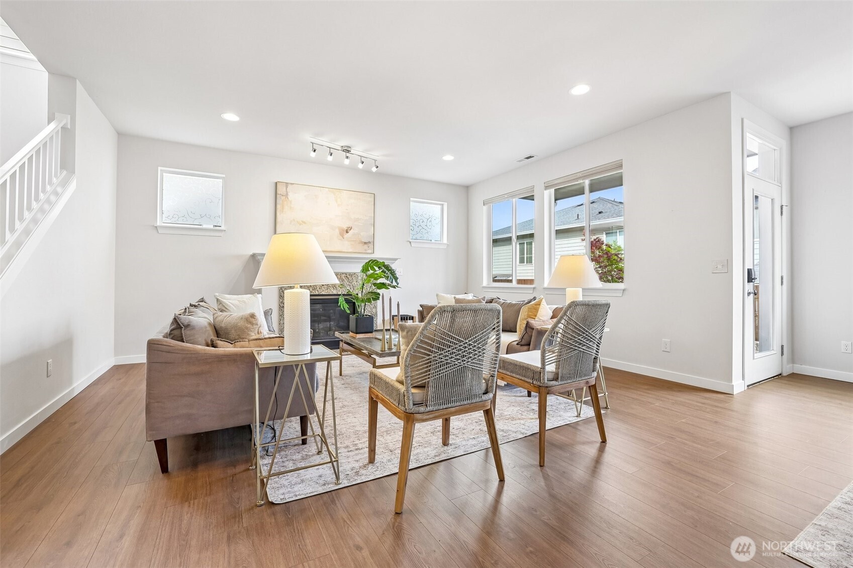 19817 35th Drive Southeast Bothell, WA 98012 - Photo 7 of 38