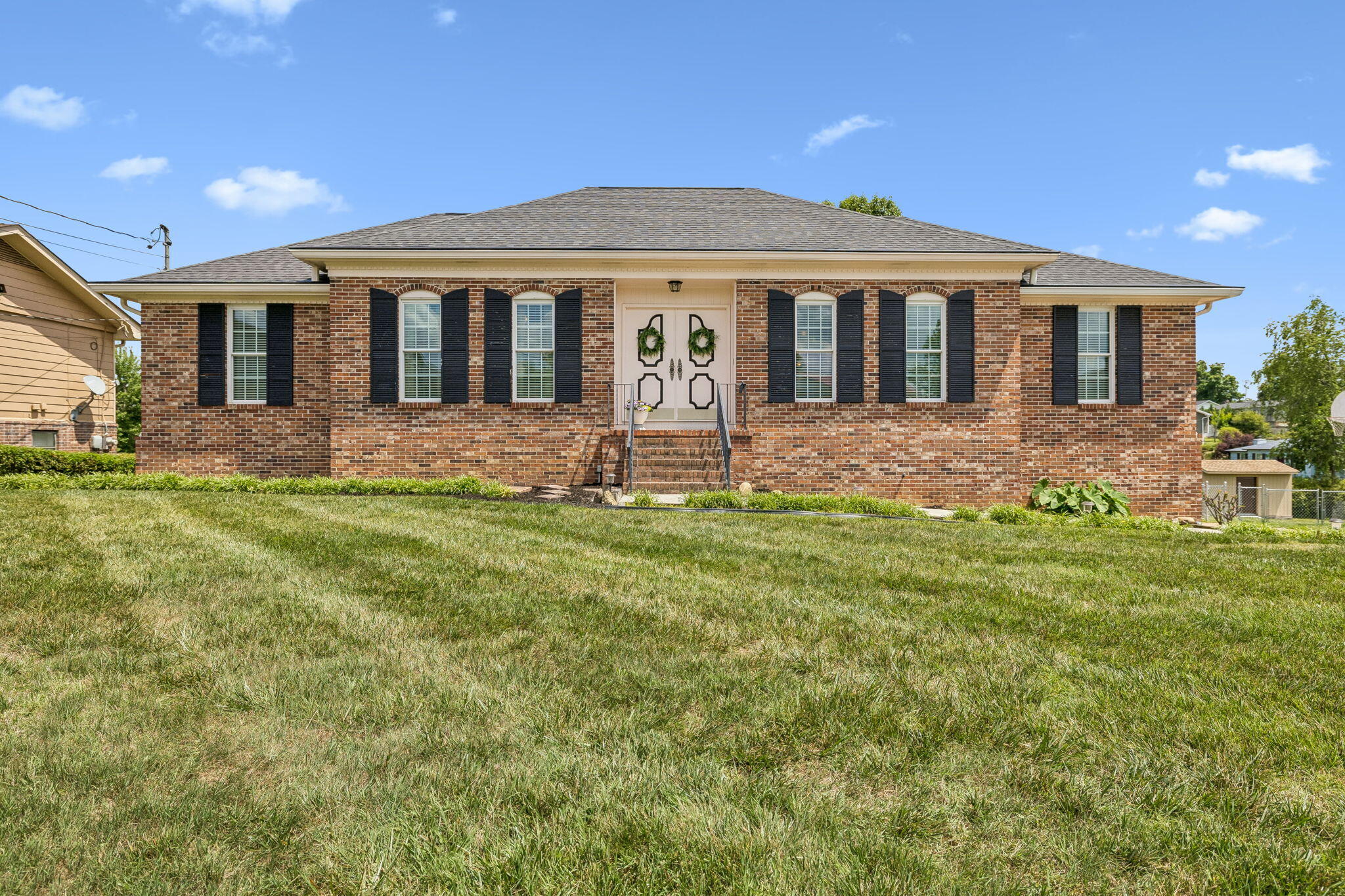 2804 St Lawrence Road Chattanooga, TN 37421 - Photo 1 of 72 1-2804~1