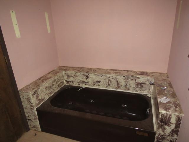 18750 Hilltop Road Penn Valley, CA 95946 - Photo 16 of 21 a close up of a sink in a bathroom