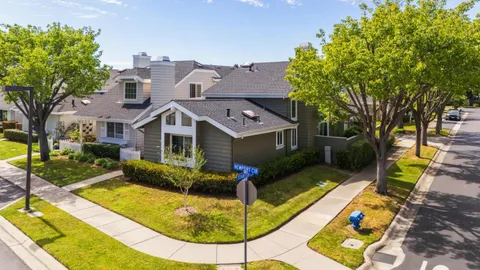$1,678,000 | 869 Newport Circle, Redwood City, CA 94065