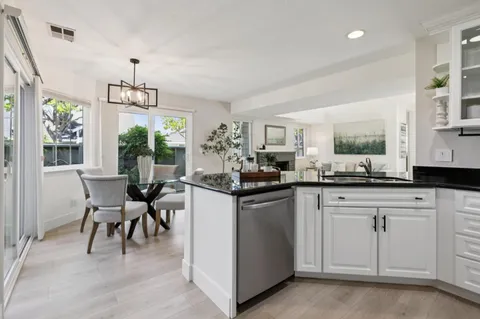 $1,678,000 | 869 Newport Circle, Redwood City, CA 94065