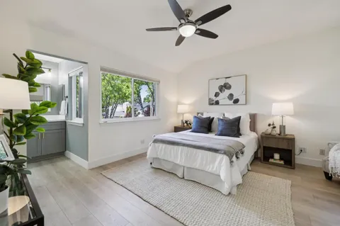 $1,678,000 | 869 Newport Circle, Redwood City, CA 94065