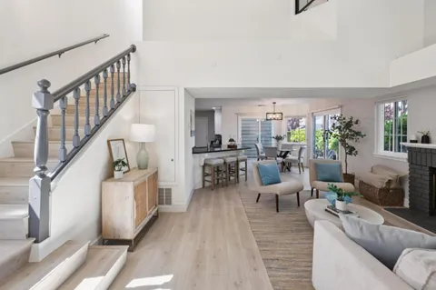$1,678,000 | 869 Newport Circle, Redwood City, CA 94065