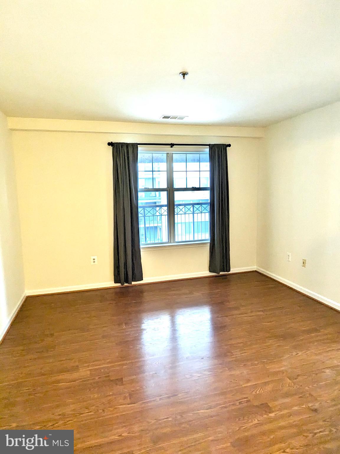 5563 Seminary Road, Unit 411 Falls Church, VA 22041 - Photo 34 of 67 Gallery Image 34