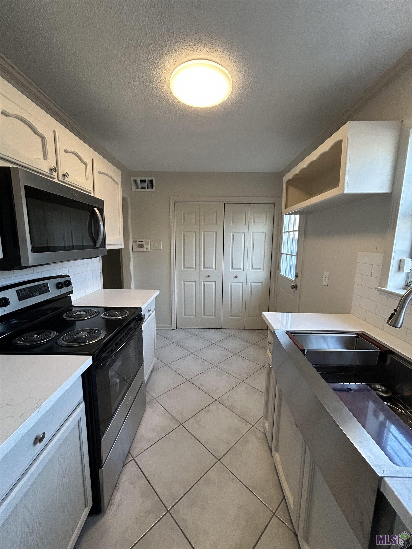 10066 Jefferson Highway, Unit A Baton Rouge, LA 70809 - Photo 2 of 14