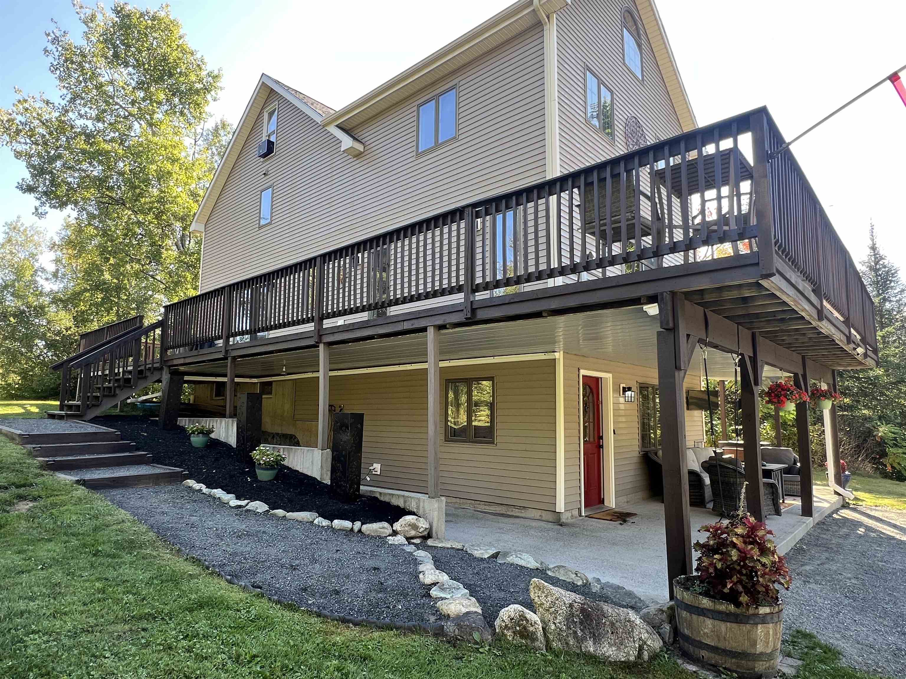 113 Appletree Lane Newport, VT 05855 - Photo 5 of 41