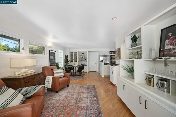 $1,649,000 | 4 Burnt Oak Circle, Lafayette, CA 94549