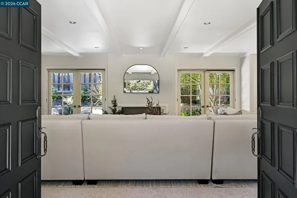 $1,649,000 | 4 Burnt Oak Circle, Lafayette, CA 94549