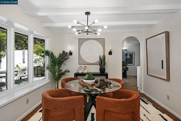$1,649,000 | 4 Burnt Oak Circle, Lafayette, CA 94549