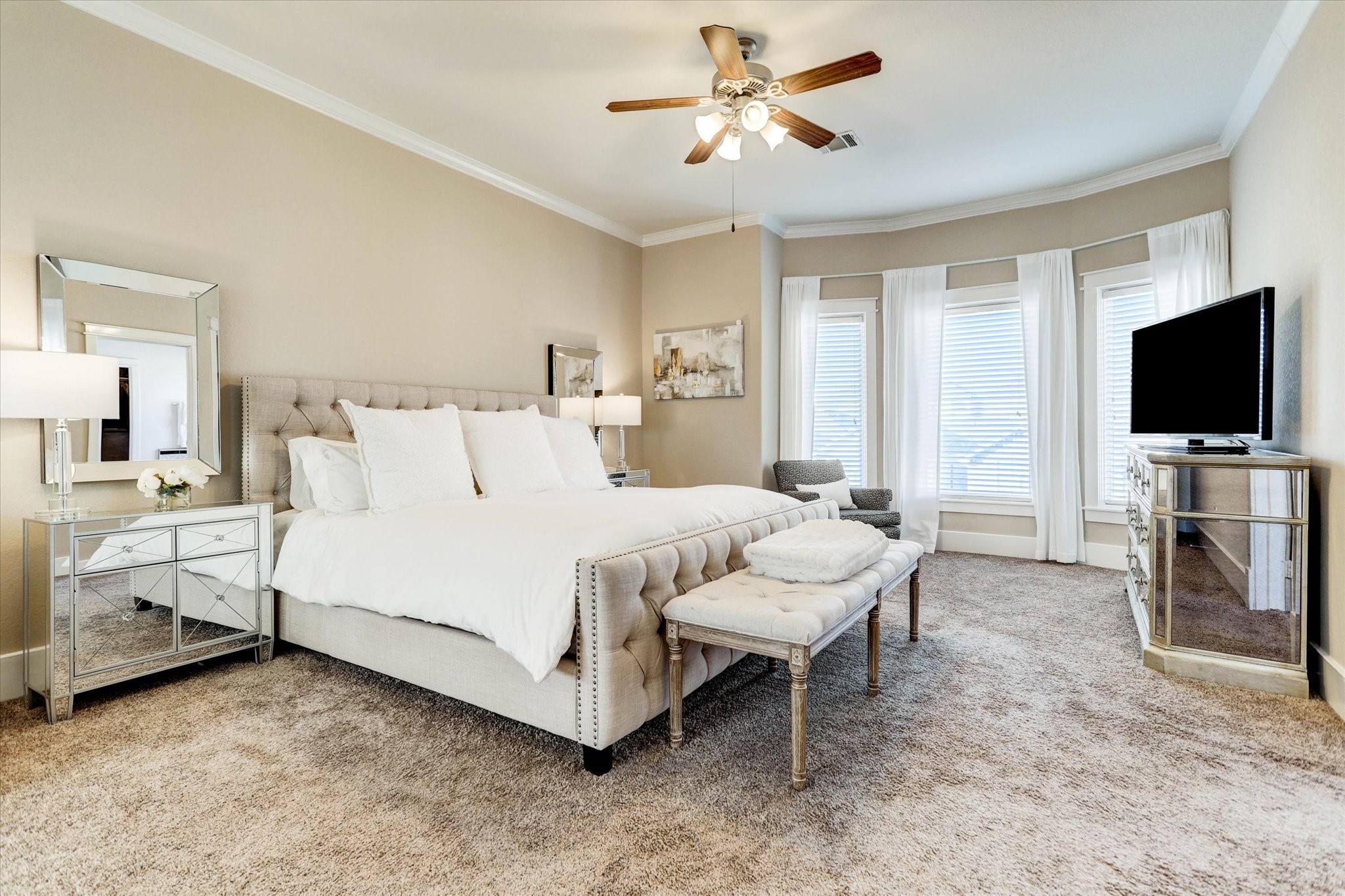 2546 Bevis Street Houston, TX 77008 - Photo 12 of 23 Primary bedroom on the third floor