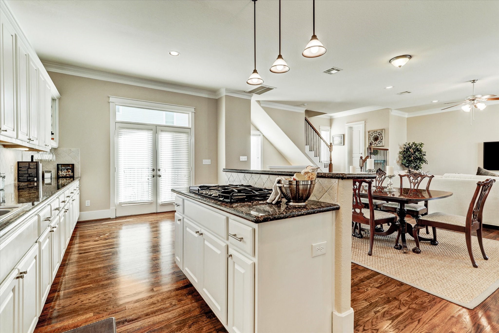 2546 Bevis Street Houston, TX 77008 - Photo 9 of 23 Another view of the kitchen