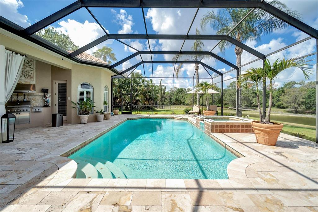 15101 Kestrelglen Way Lithia, FL 33547 - Photo 9 of 75