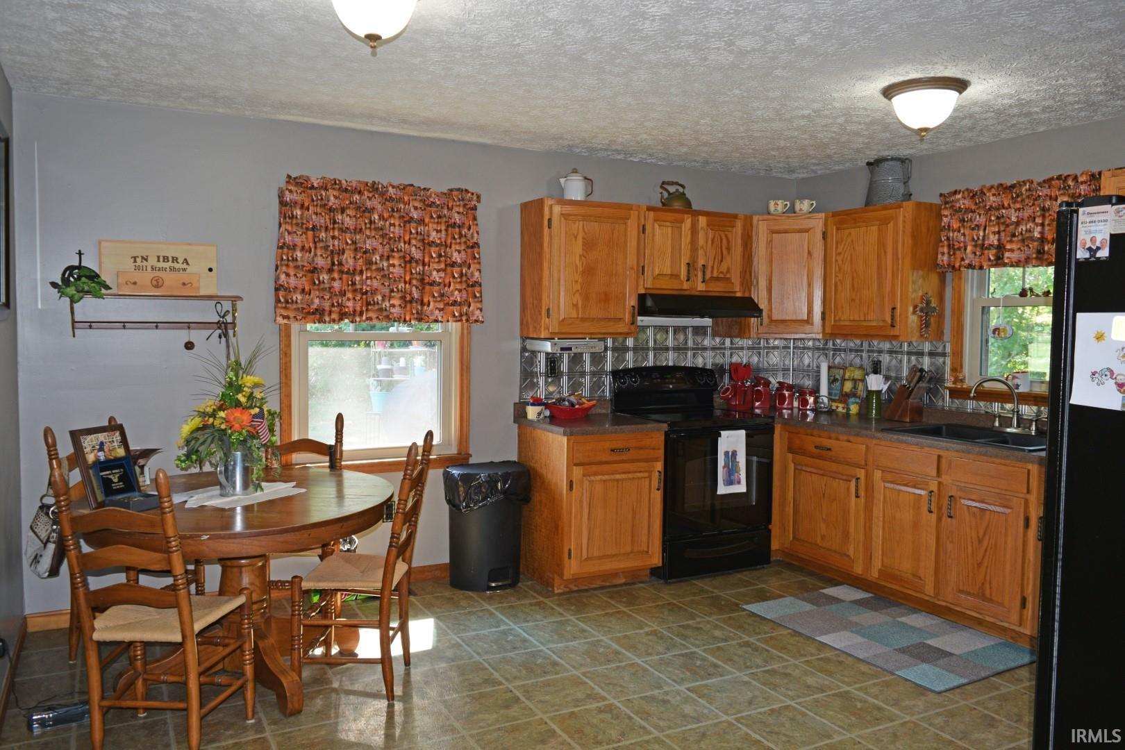 6644 St Johns Road Elberfeld, IN 47613 - Photo 8 of 36