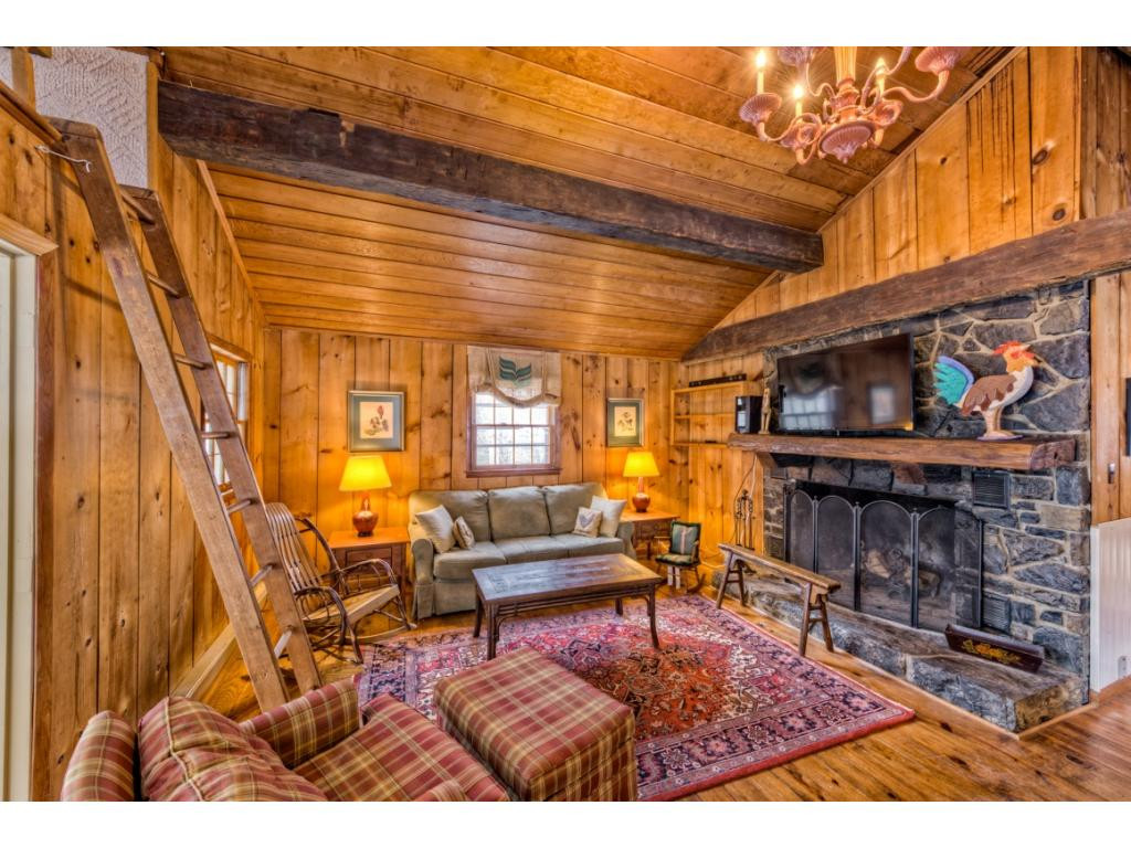 889 Lakeview Dock Road Bristol, TN 37620 - Photo 6 of 31 Photo 6