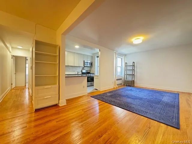 $2,575 | 35-40 75th Street, Unit 3B | Jackson Heights
