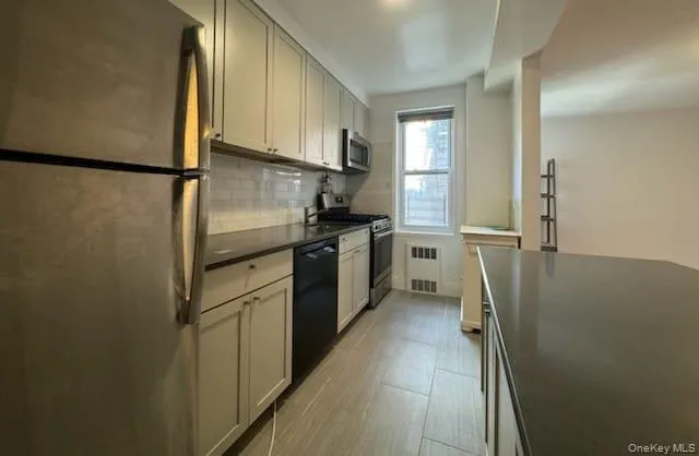 $2,575 | 35-40 75th Street, Unit 3B | Jackson Heights
