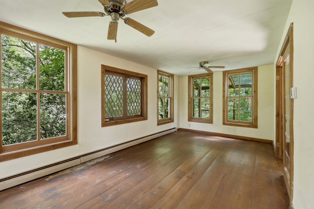 52 Baker Street Amherst, MA 01002 - Photo 16 of 42 Gallery Image 16