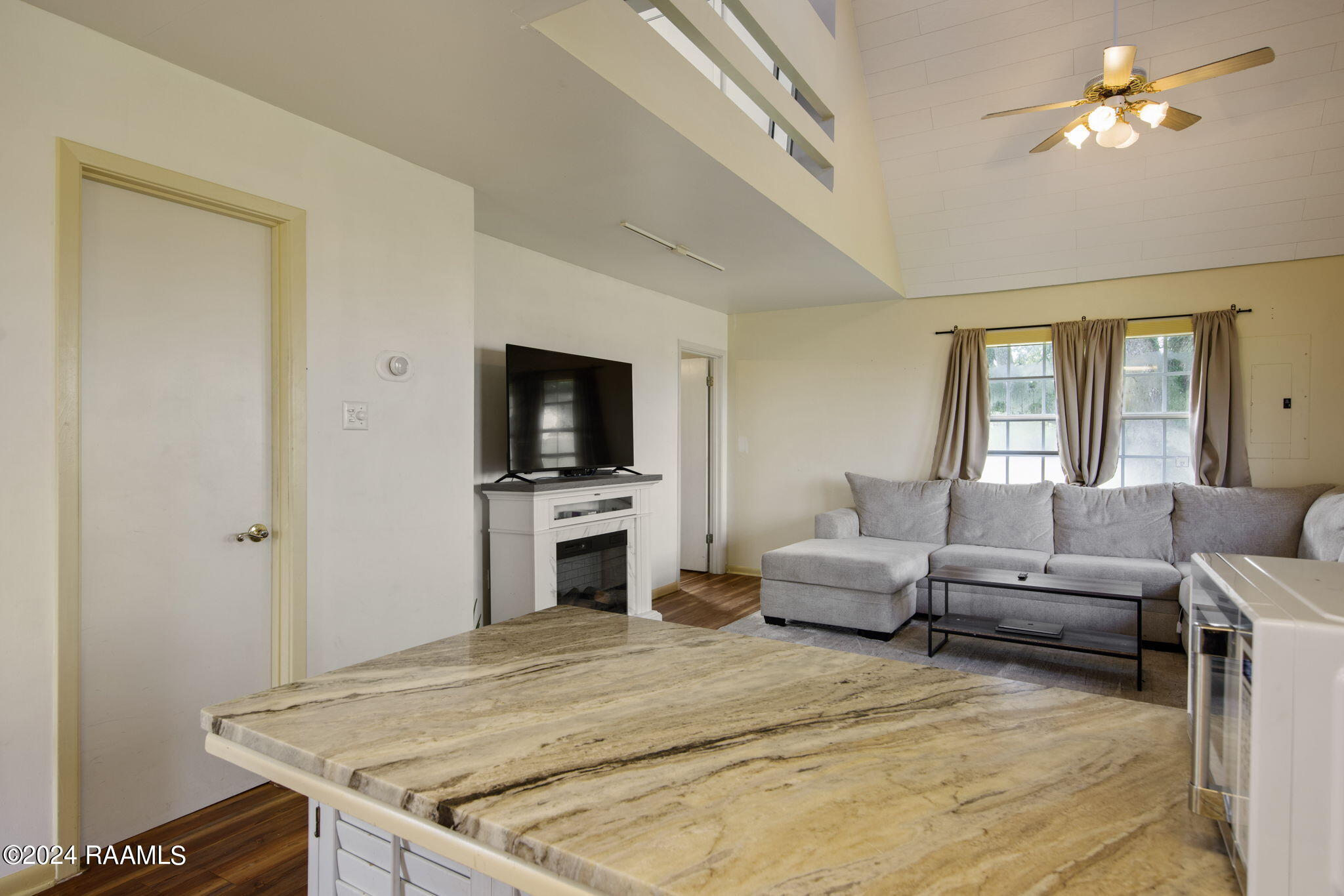 606 Rynella Road New Iberia, LA 70560 - Photo 13 of 25 12-web-or-mls-606 Rynella Rd-12